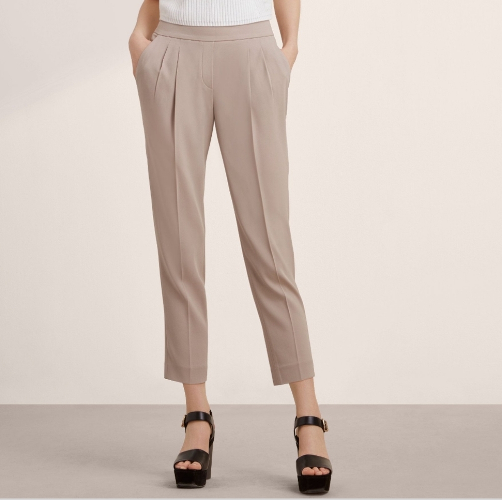 Aritzia Babaton Cohen pant in beige (size 4)